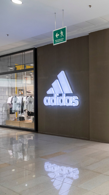 Adidas| | Centro Santafé