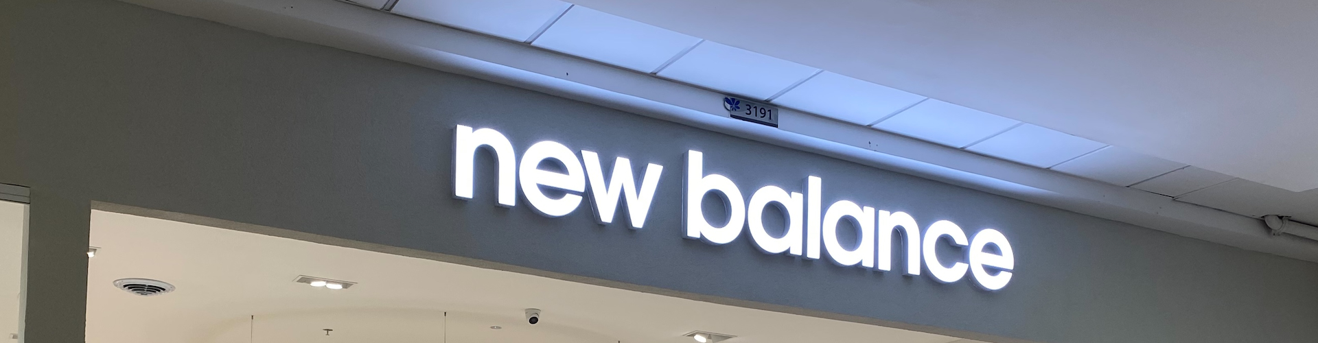 Imagen de Portada de NEW BALANCE