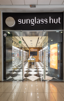 Portada de SUNGLASS HUT